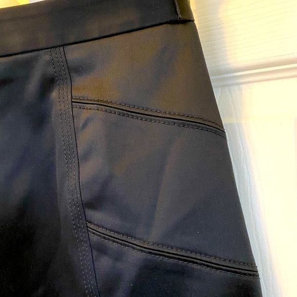 ๐HP๐ EUC Marciano skirt - Picture 4 of 6